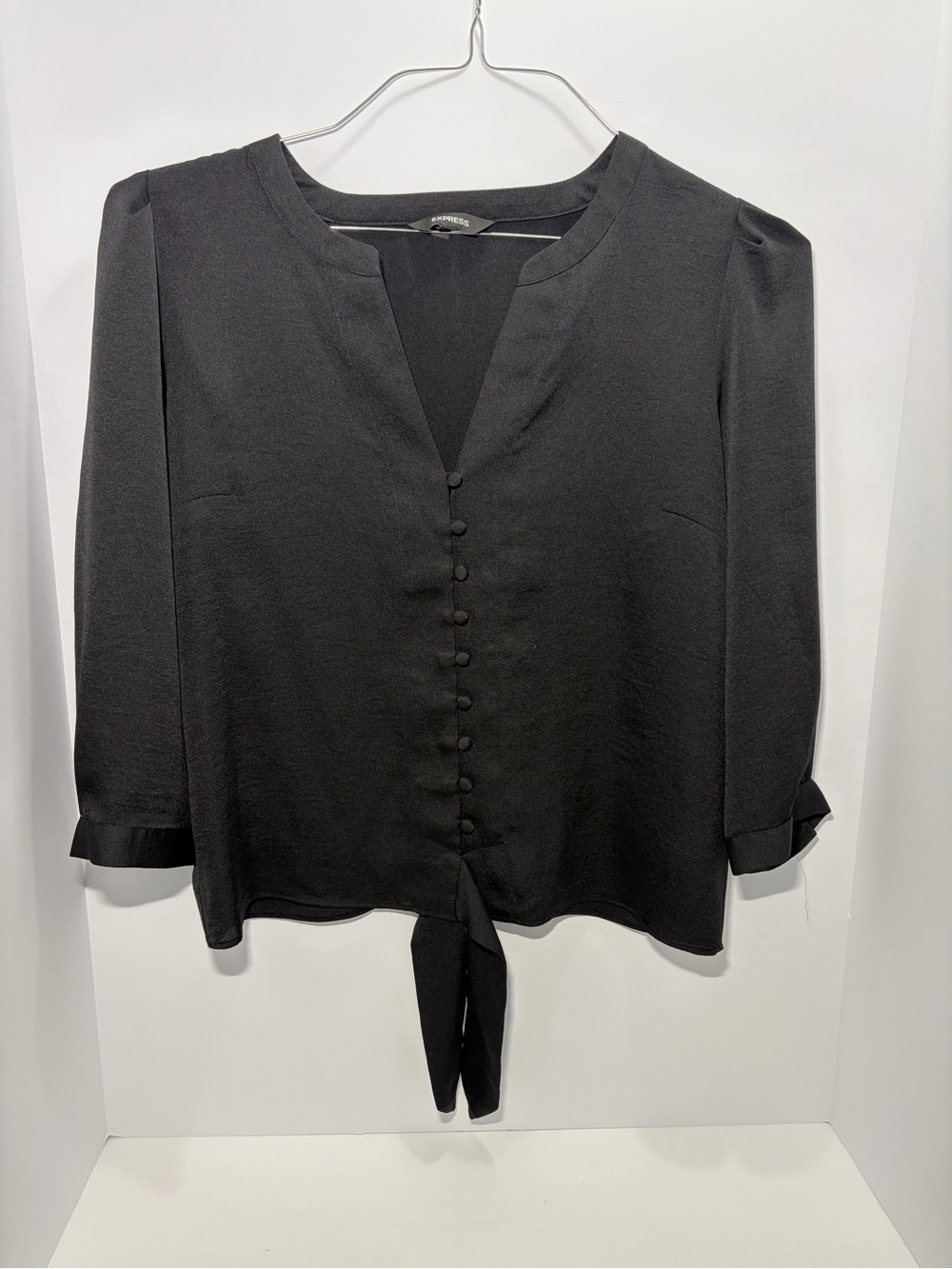 Express Black Button-Front Tie-Hem Blouse Size M